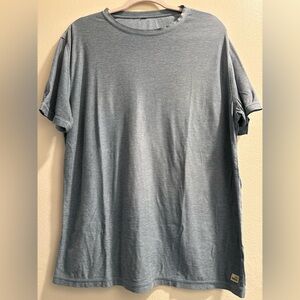 Vuori Men's Heather Gray Short Sleeve Tee